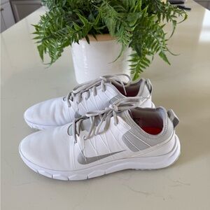 🌟Nike Women’s Golf Shoe ~ Size 10